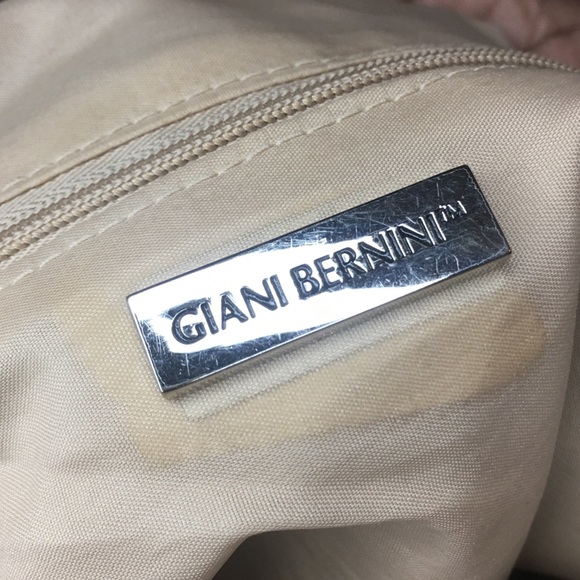 Genuine leather Giani Bernini Tan handbag - Picture 3 of 4